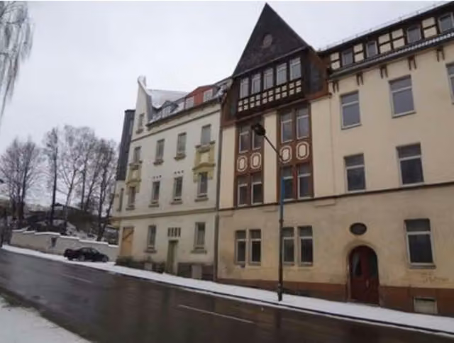 Piso de 3 habitaciones para reformar en Werdau, cerca de Zwickau